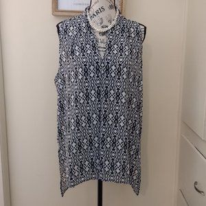 Floral & Ivy Top Women's Large Black & White Sleeveless V-Neck High Low Hem NWT